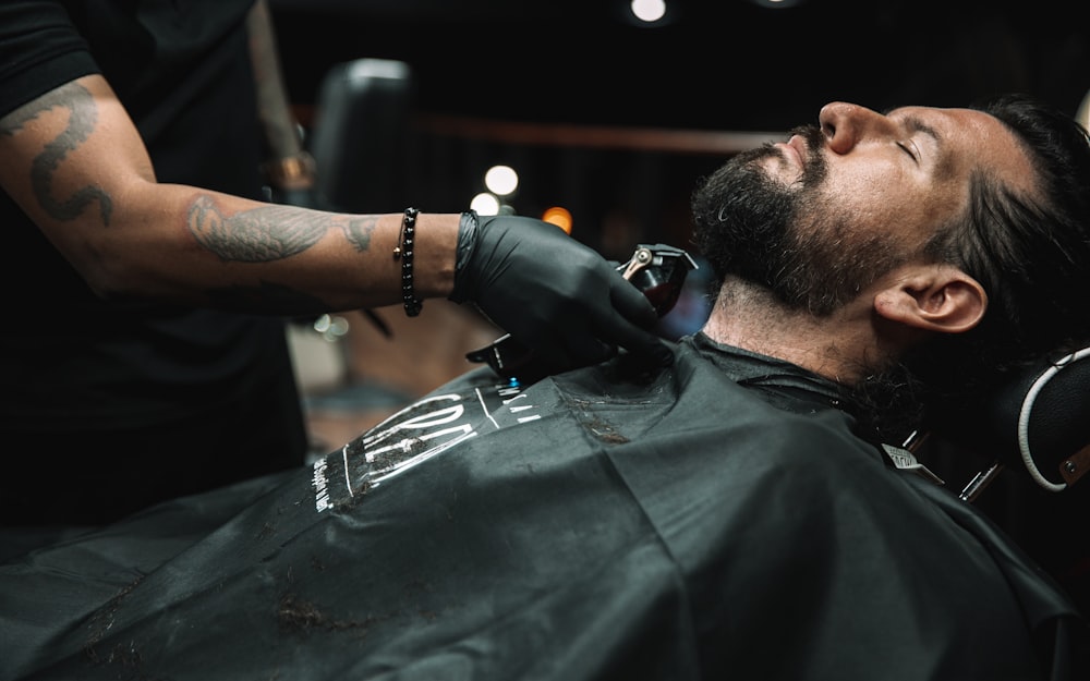 Beard trim & shape